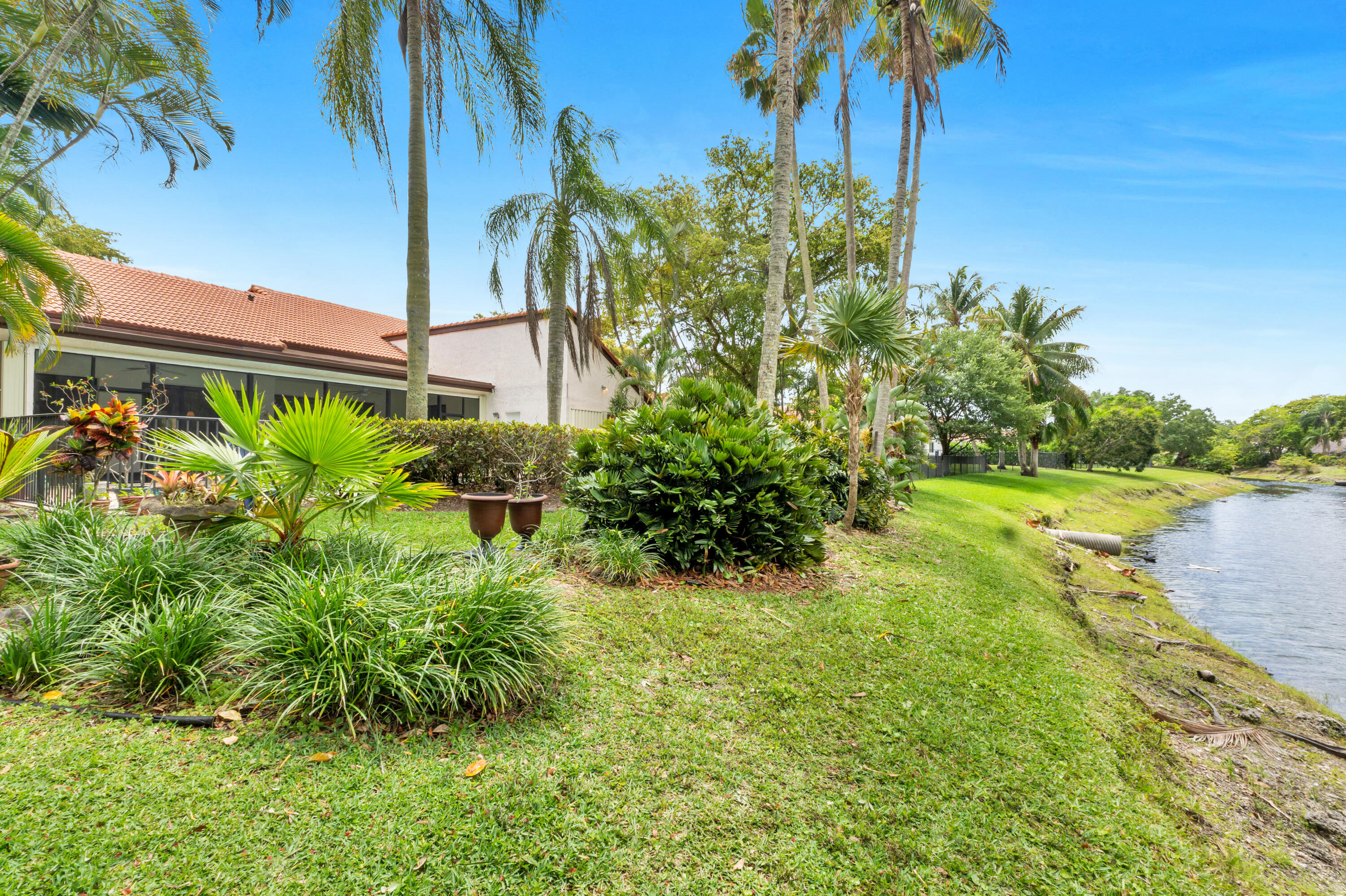 PINE RIDGE - Residential