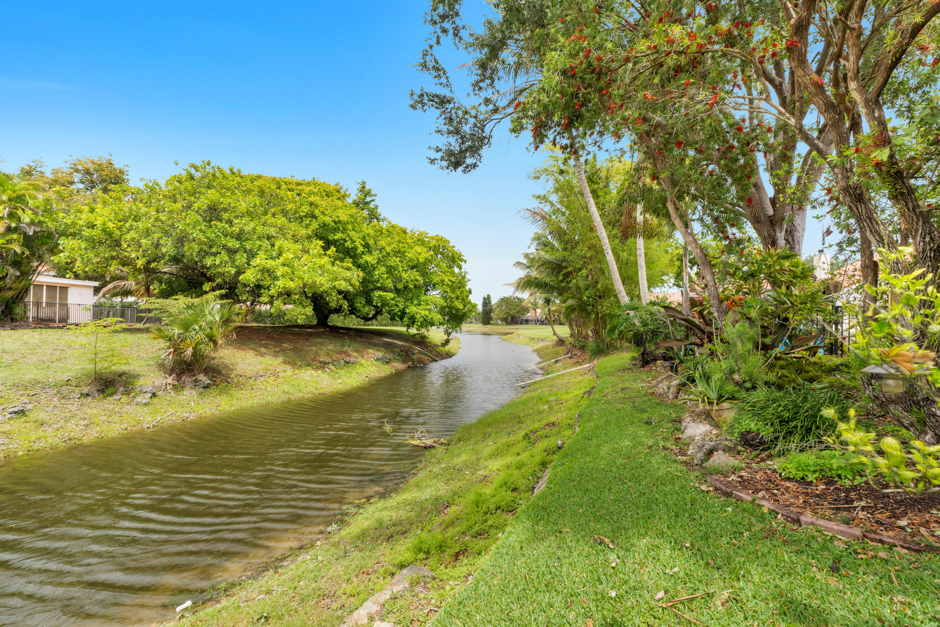 PINE RIDGE - Residential