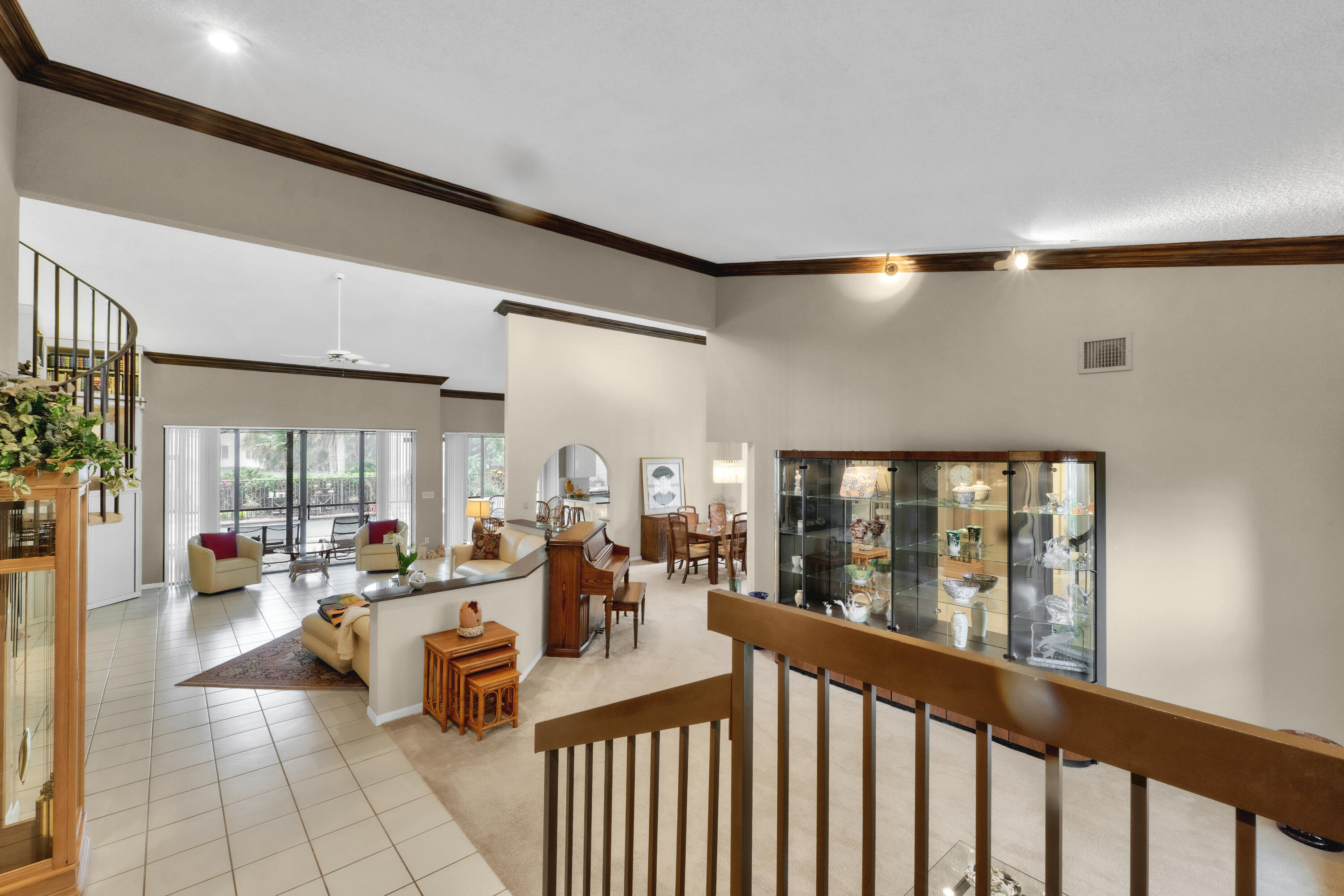 PINE RIDGE - Residential