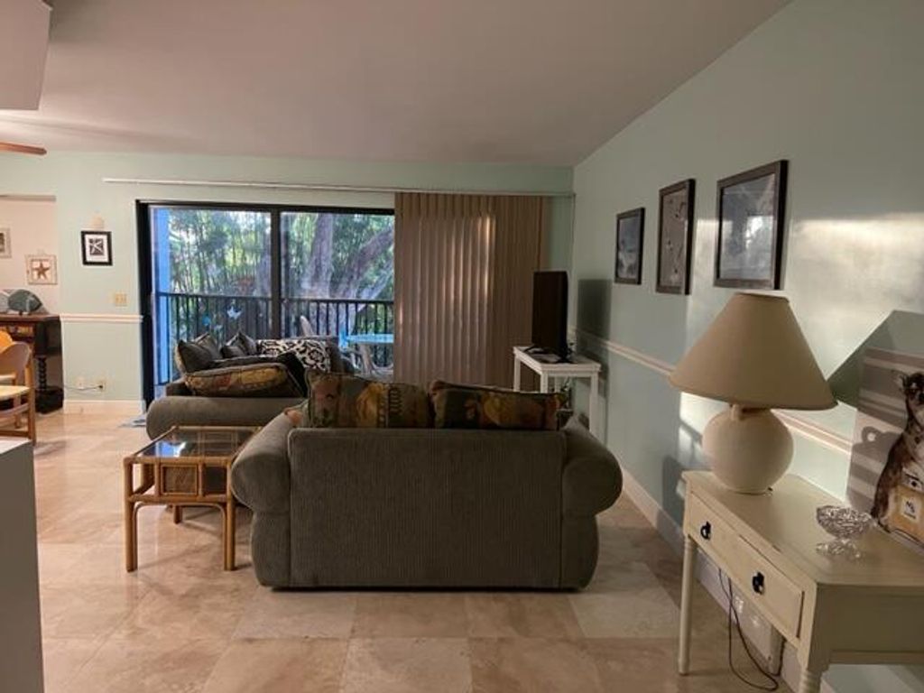 Photo of 1605 S Us Highway 1 #E203, Jupiter, FL 33477 (MLS # R10921411)