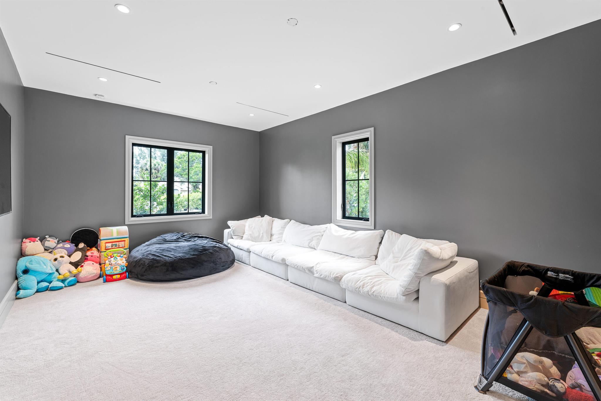 PADDOCK PARK 1 OF WELLING - Residential