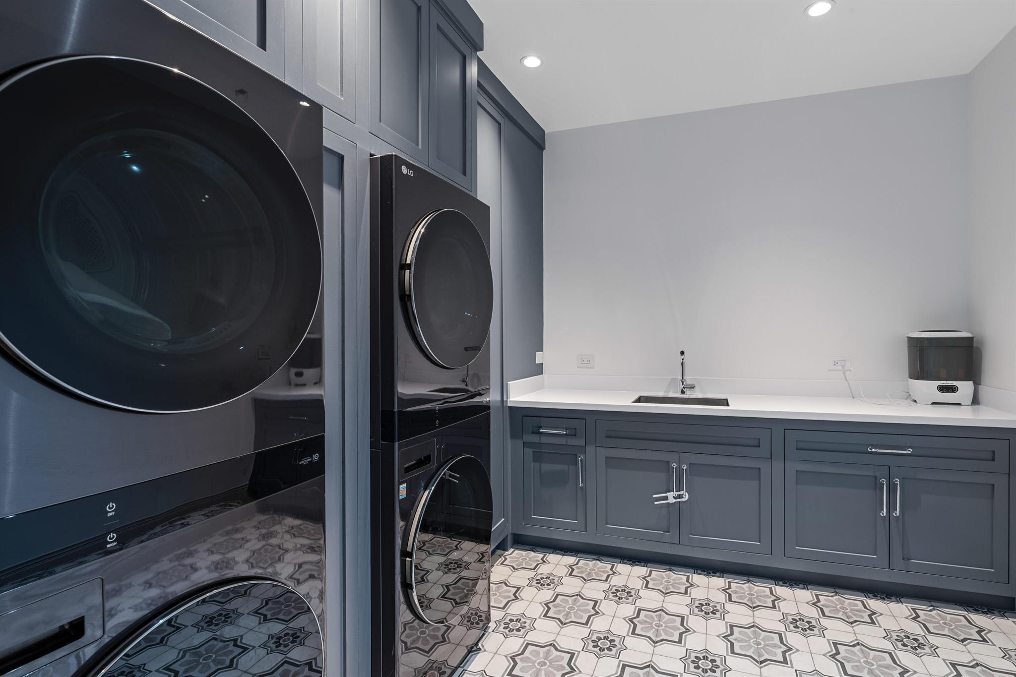 PADDOCK PARK 1 OF WELLING - Residential