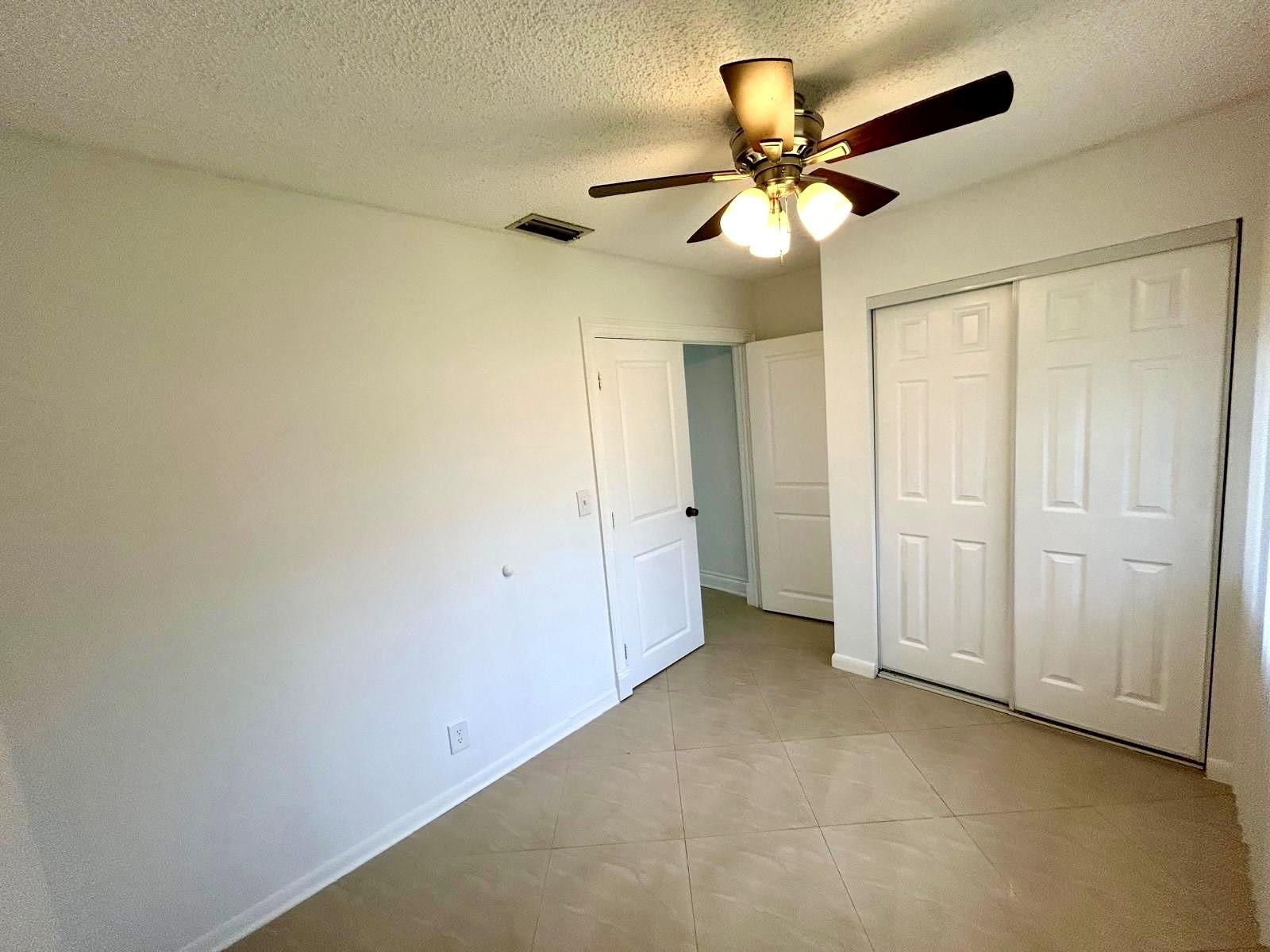 ROYALE GARDENS CONDO - Residential Lease