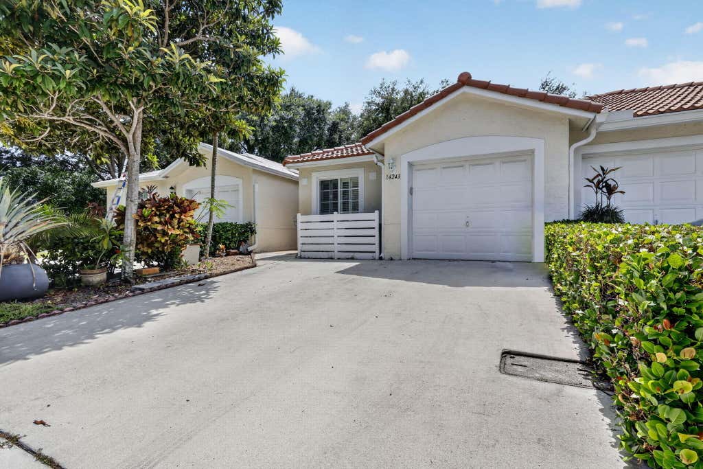 Photo of 14243 W LA SEDONA CIR, Delray Beach, FL 33484 (MLS # B26051737)