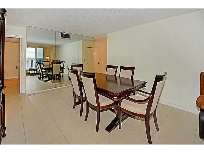 Silver Thatch - Residential