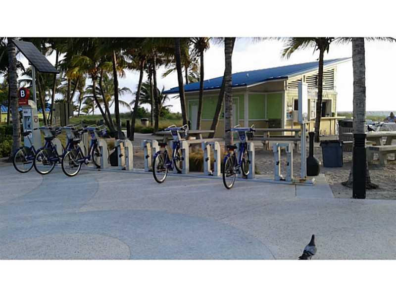 Silver Thatch - Residential