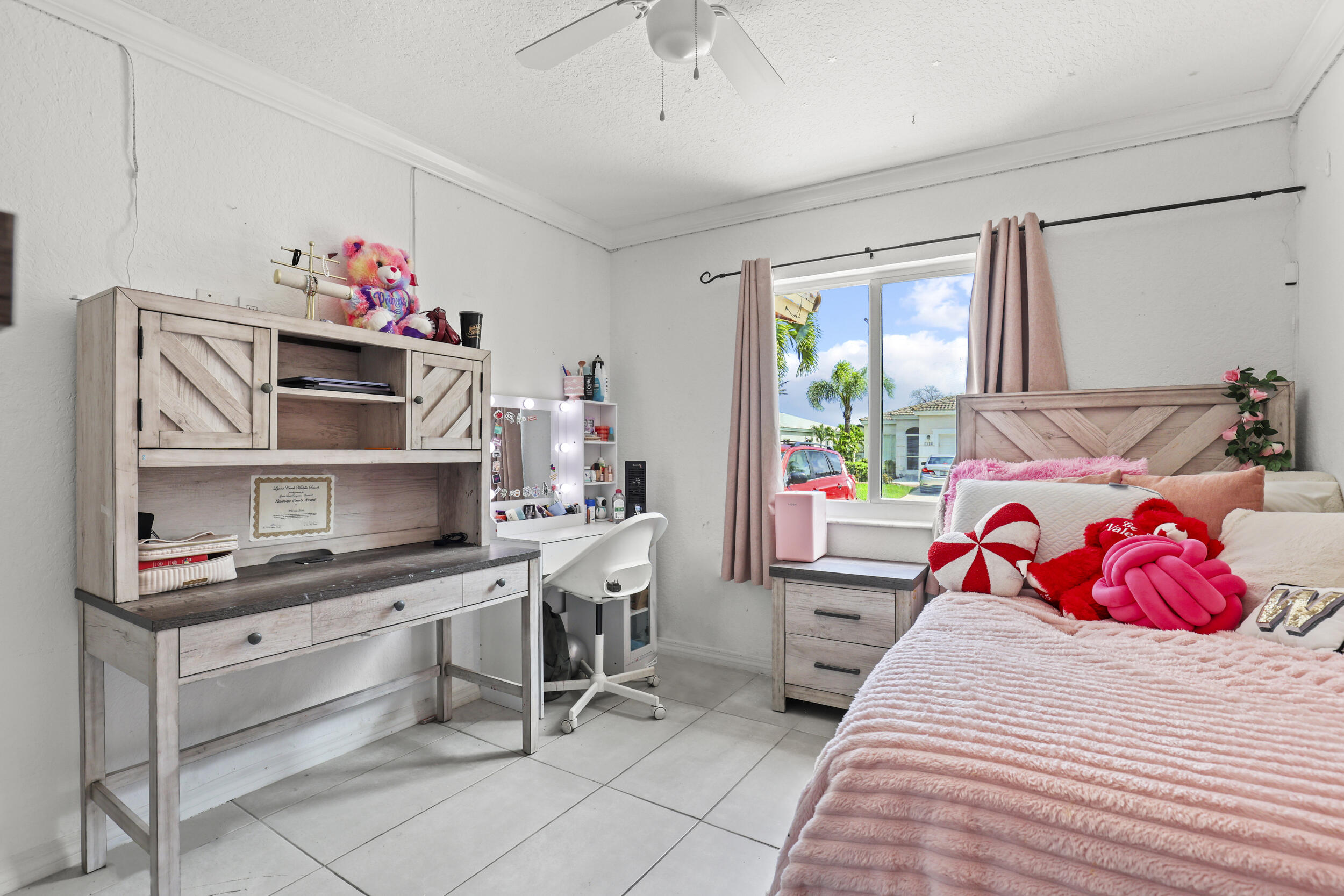 OLYMPIA & YORK RESIDENTIAL PLAT - Residential