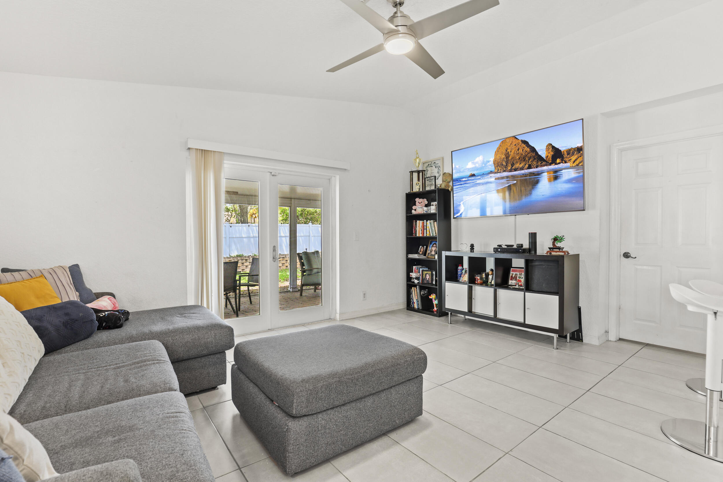 OLYMPIA & YORK RESIDENTIAL PLAT - Residential