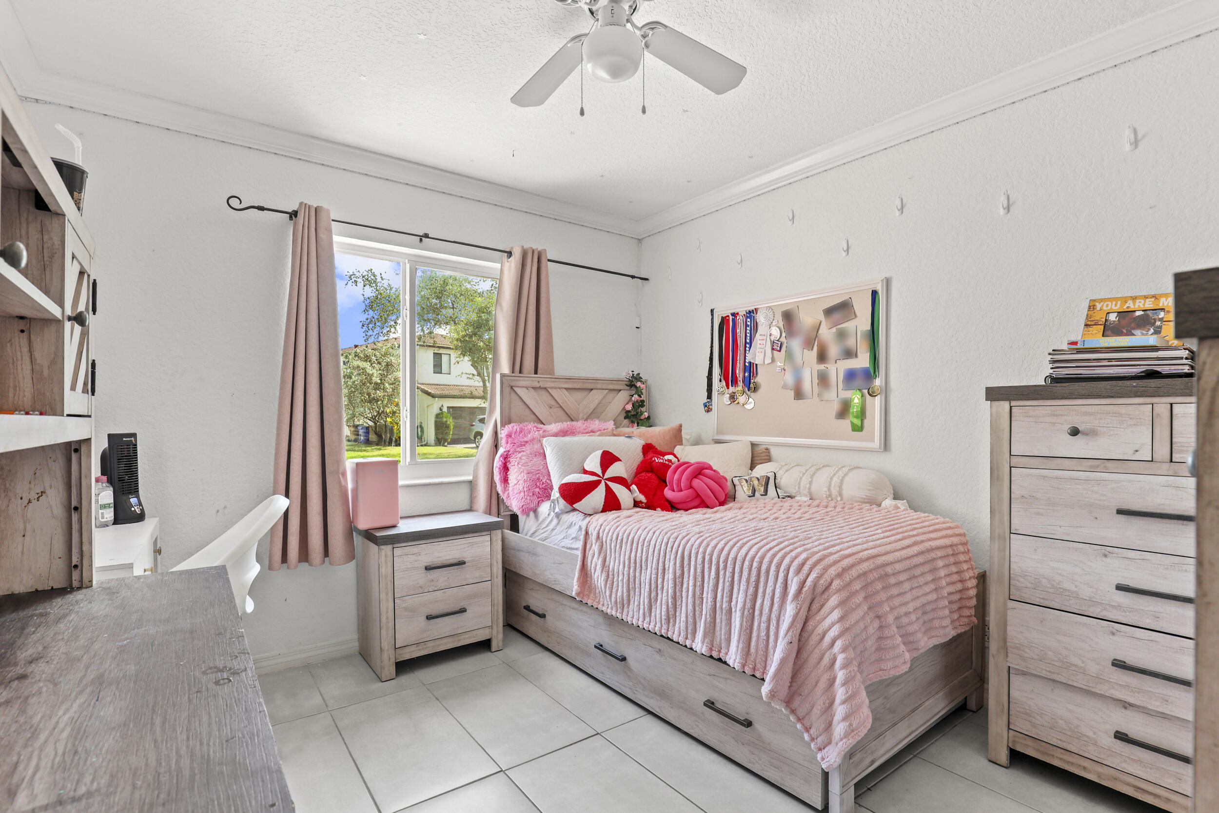 OLYMPIA & YORK RESIDENTIAL PLAT - Residential