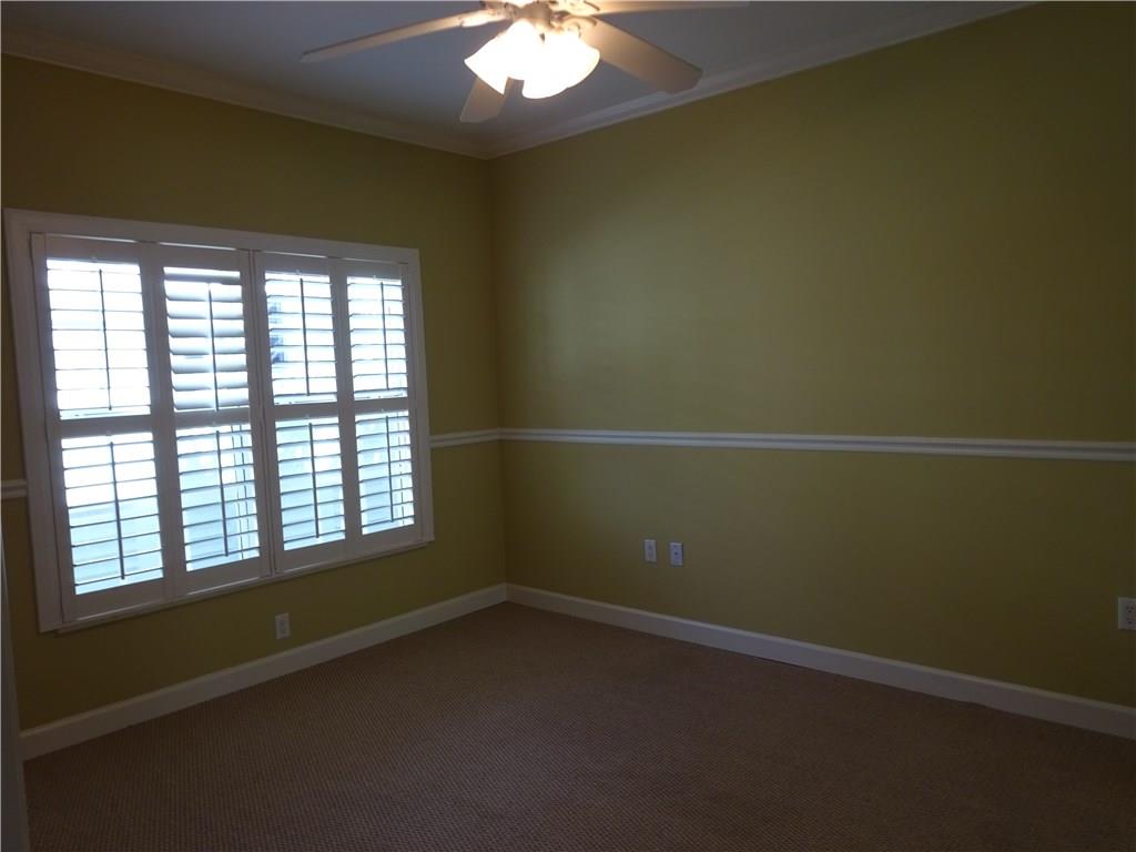 Vinik 2 25-33 B - Residential