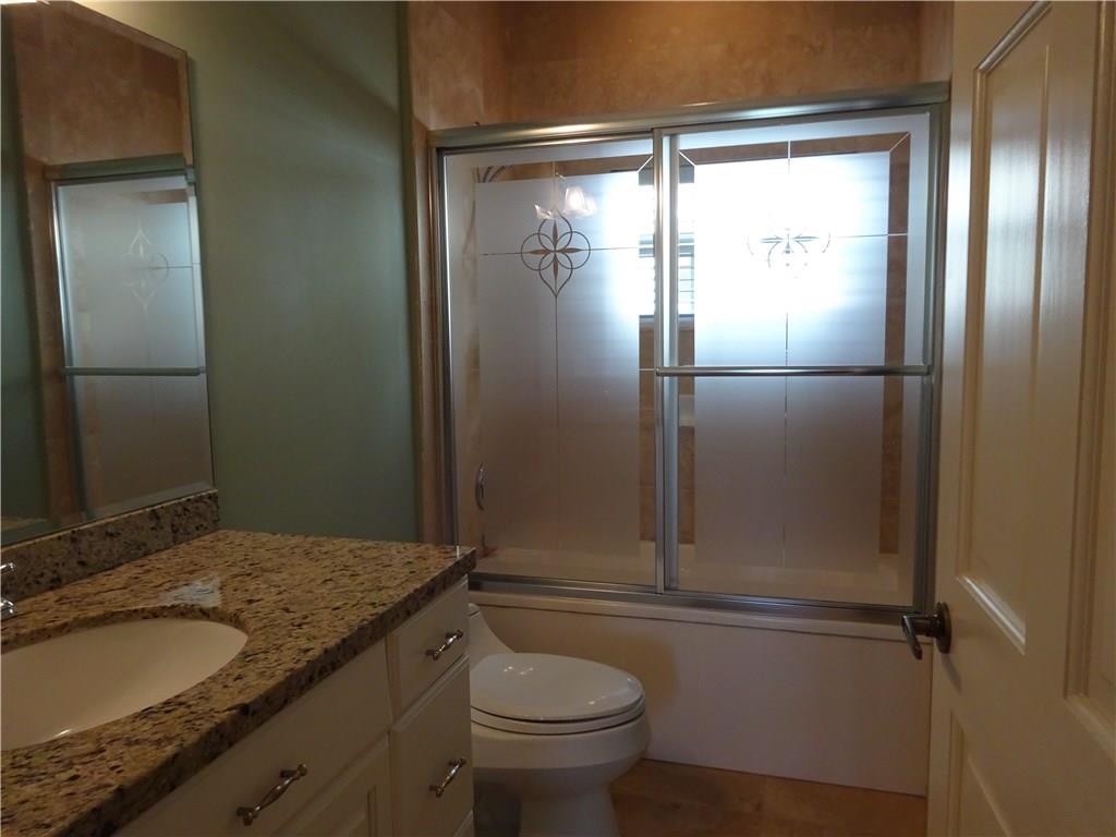 Vinik 2 25-33 B - Residential