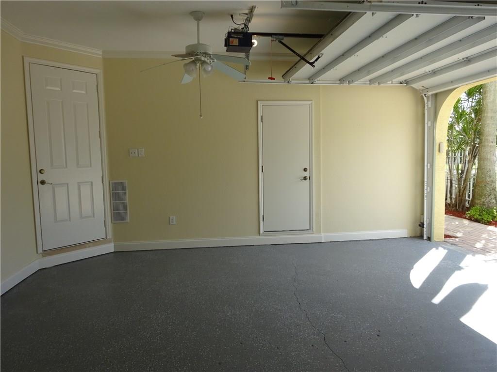Vinik 2 25-33 B - Residential