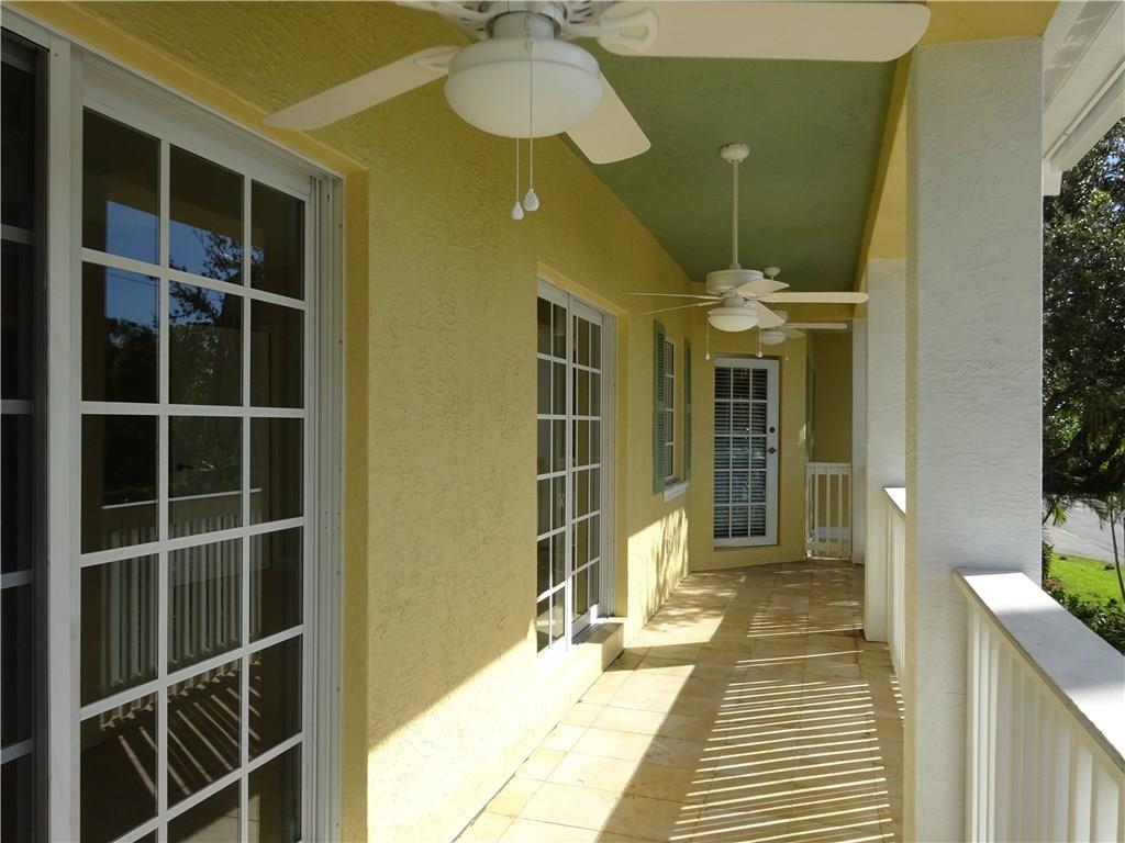 Vinik 2 25-33 B - Residential