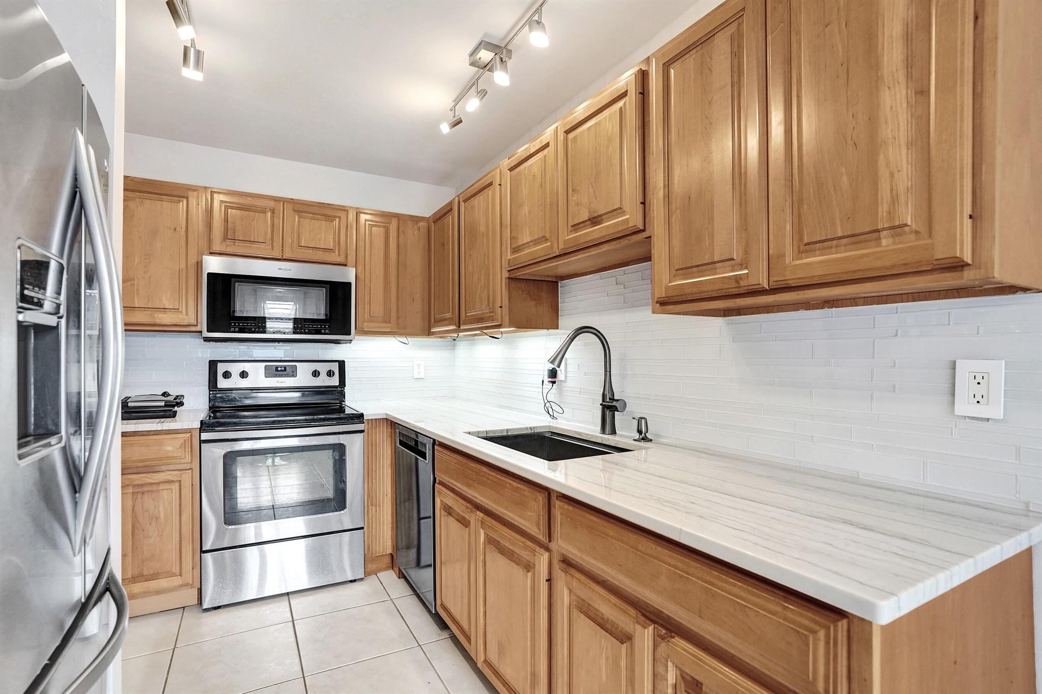 PINES OF DELRAY WEST - Residential