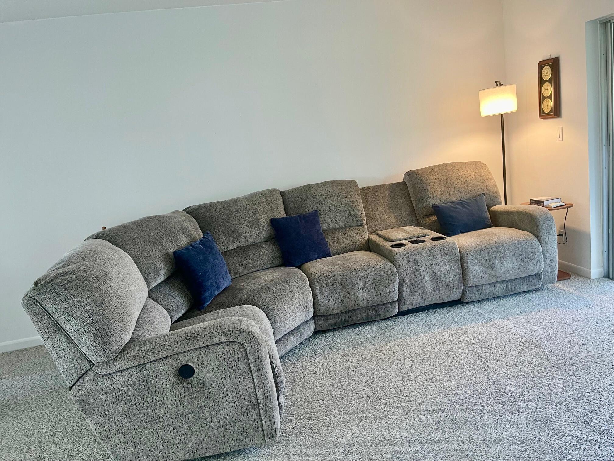 Leisure Lake Condo's - Residential Lease