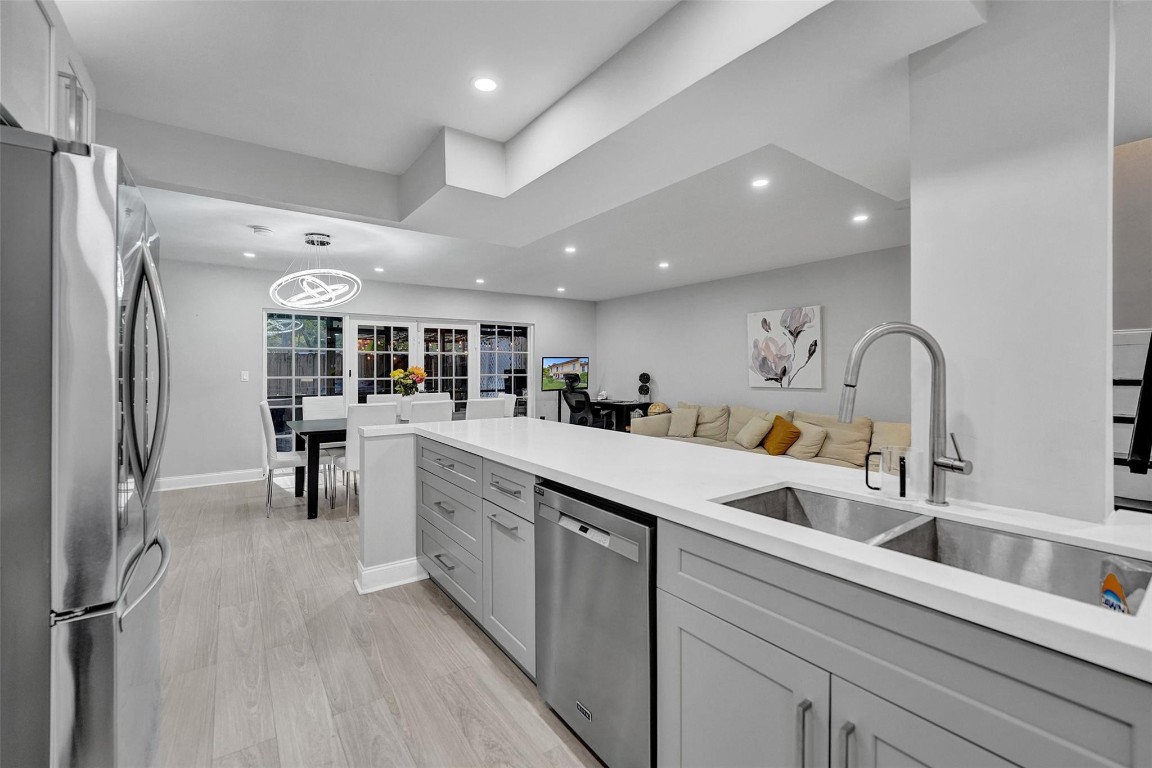 Hollywood Gardens - Residential