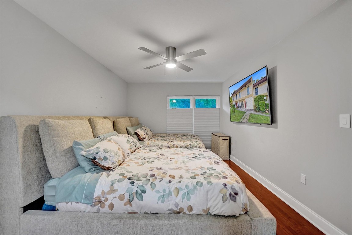 Hollywood Gardens - Residential