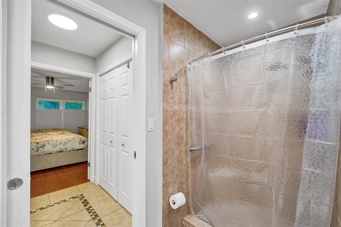 Hollywood Gardens - Residential