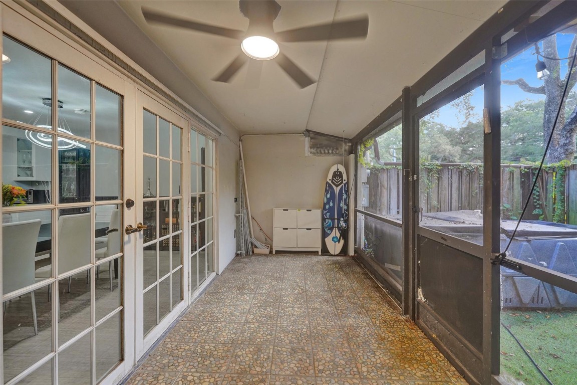 Hollywood Gardens - Residential