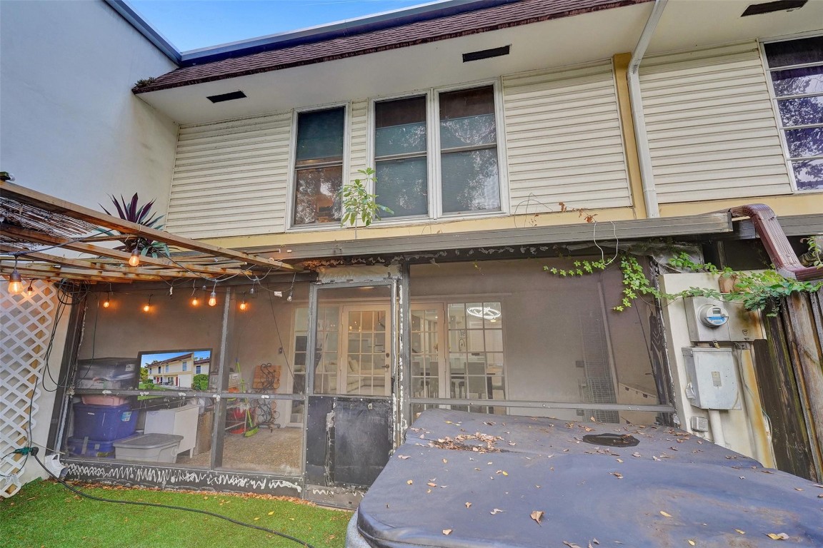 Hollywood Gardens - Residential