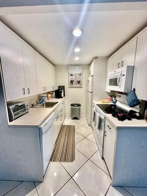 Photo of 2009 Cornwall A, Boca Raton, FL 33434 (MLS # R11126477)