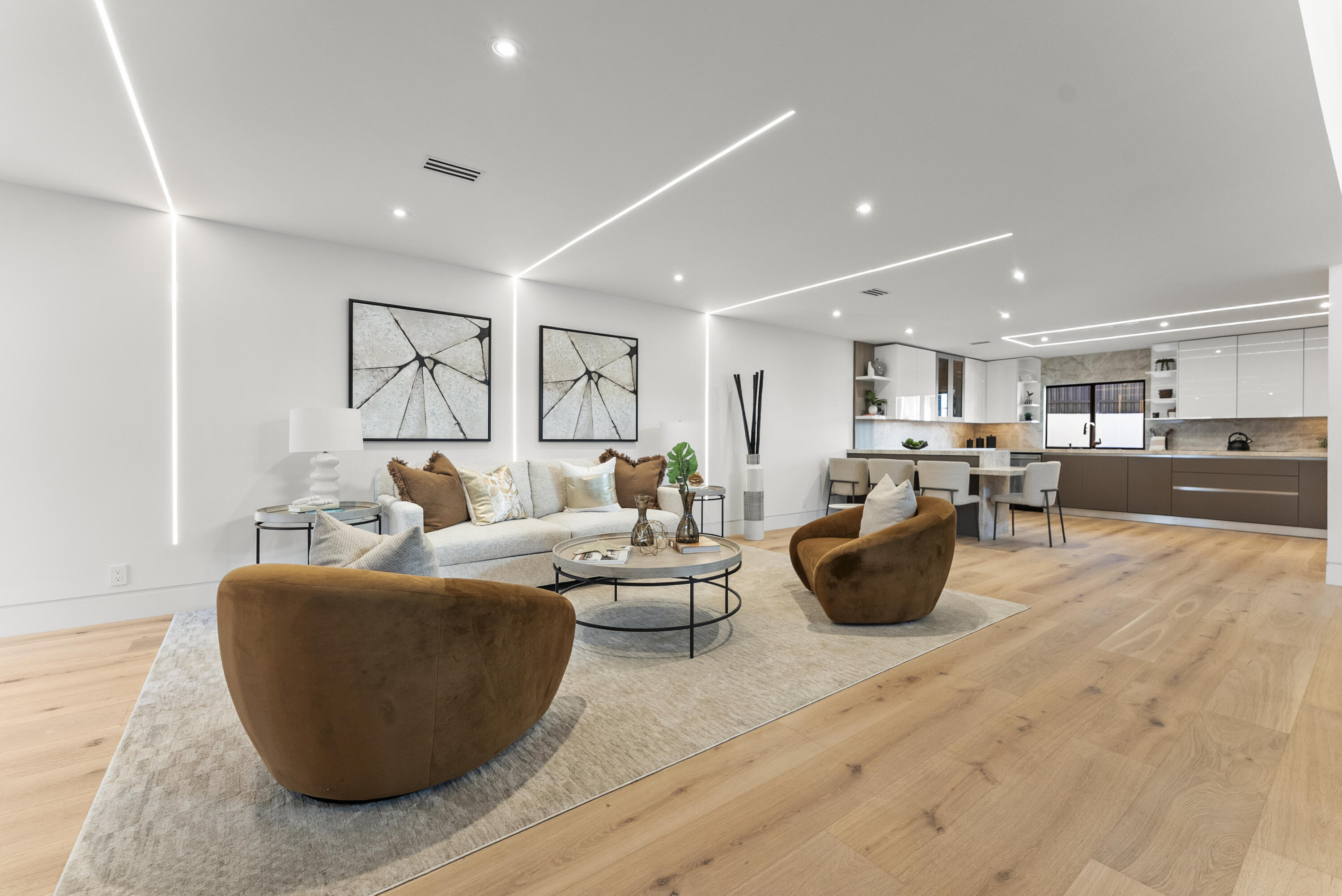 21-46-43, ELY 108,44FT - Residential