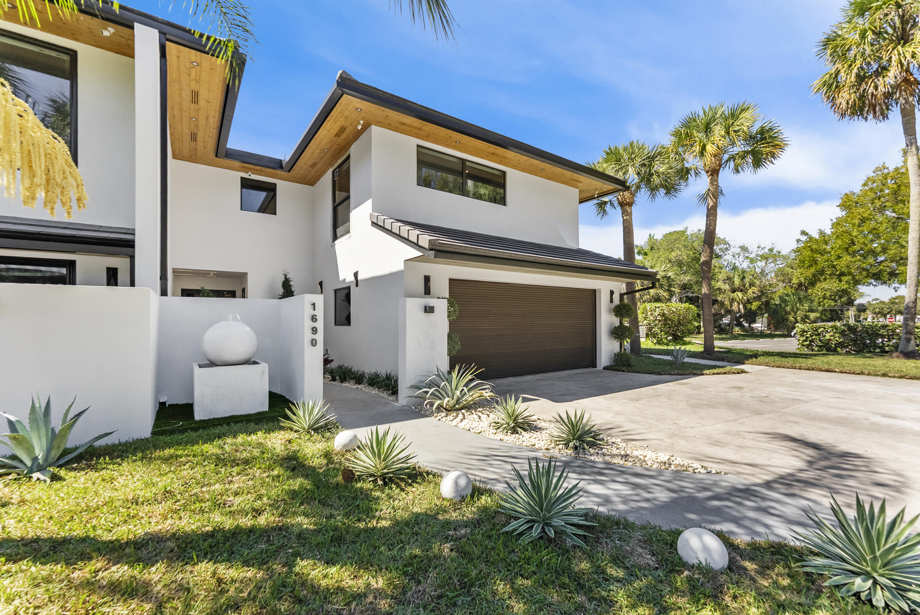 21-46-43, ELY 108,44FT - Residential