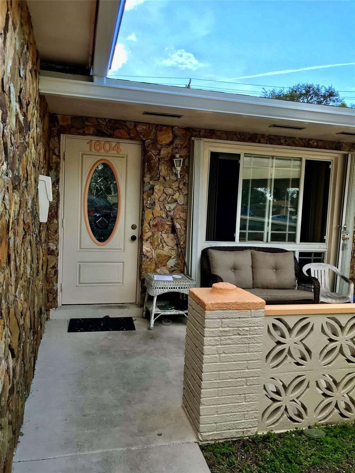 Hollywood Hills 6-22 B - Residential