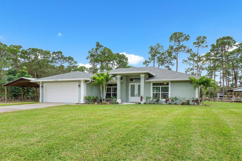 Photo of 16892 81st Lane N, Loxahatchee, FL 33470 (MLS # R10951683)