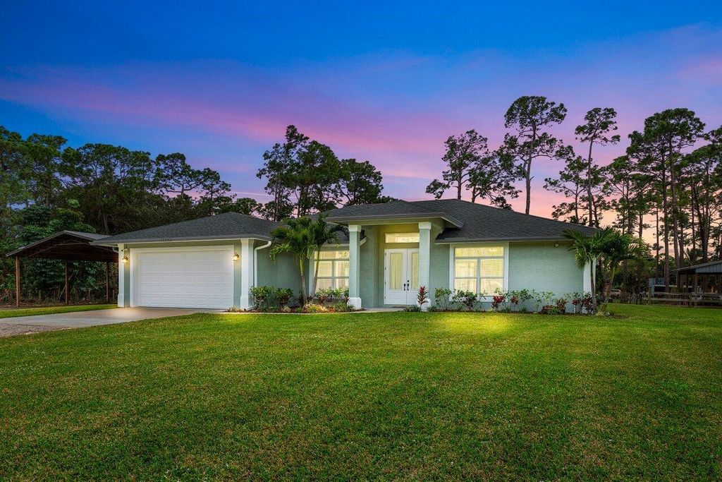 Photo of 16892 81st Lane N, Loxahatchee, FL 33470 (MLS # R10951683)