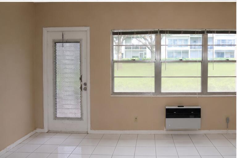 View photos, virtual tours, details... 554 Mansfield N