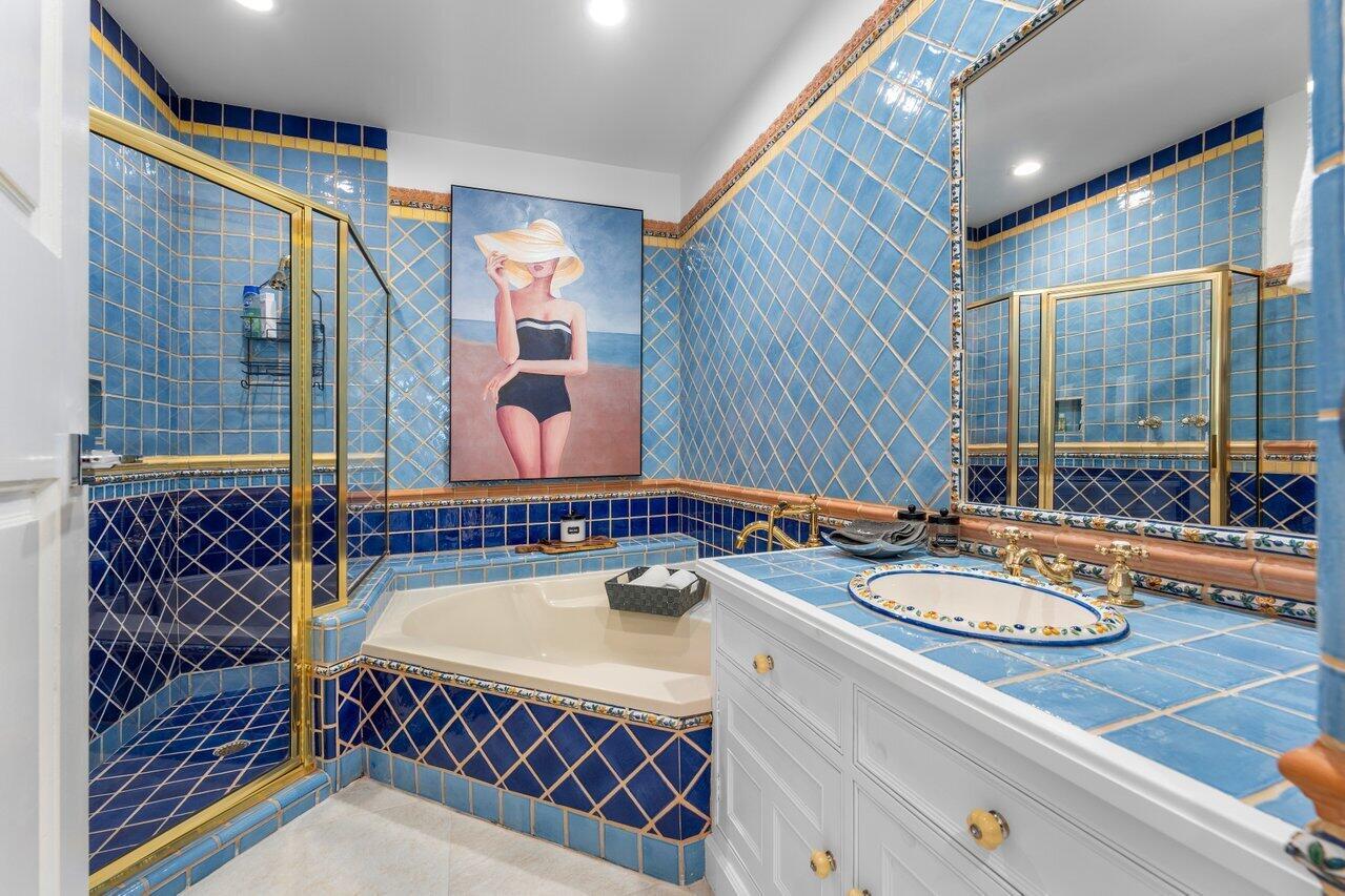 FRENCHMANS CREEK - Residential