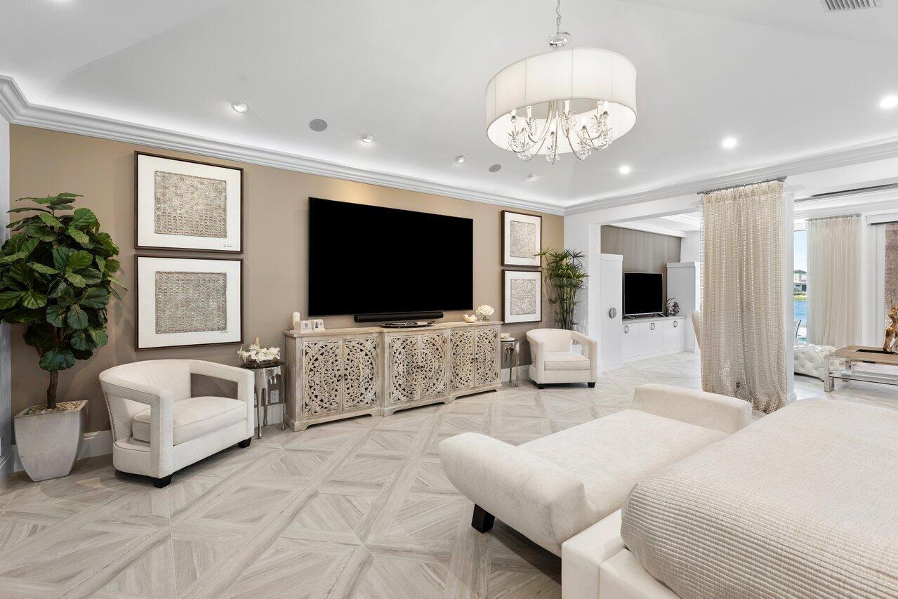 FRENCHMANS CREEK - Residential