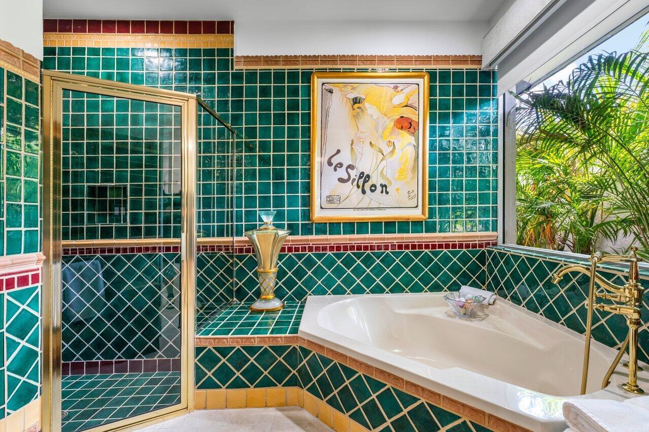 FRENCHMANS CREEK - Residential