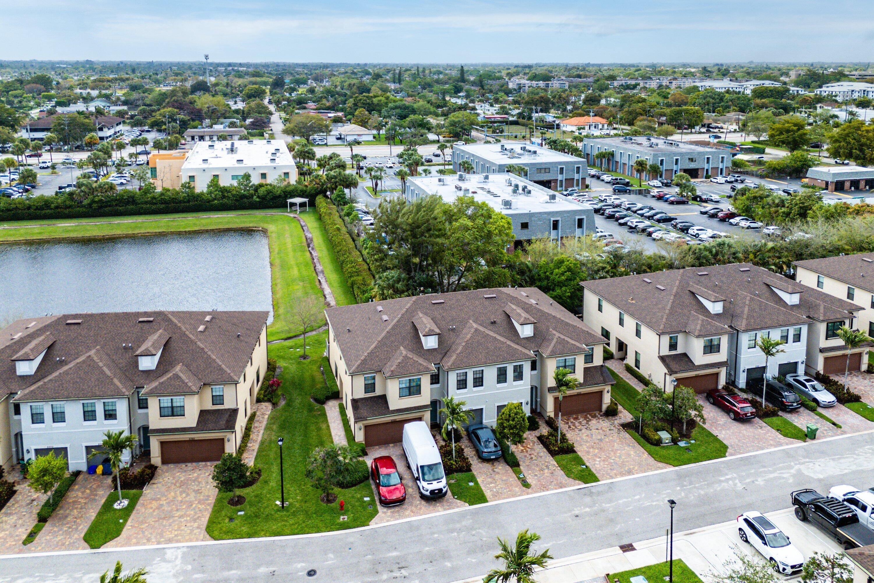 PRESTON SQUARE - Residential