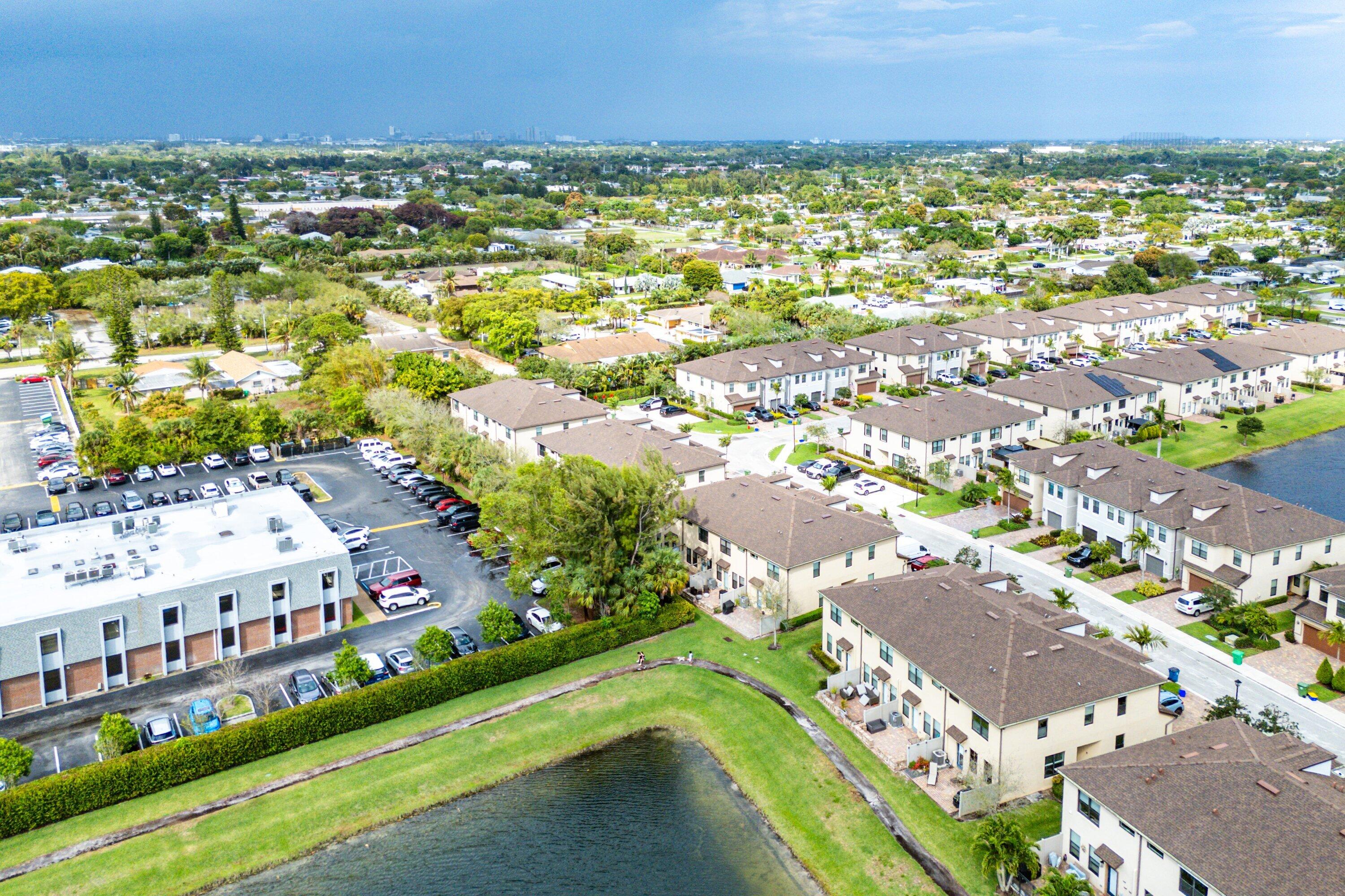 PRESTON SQUARE - Residential