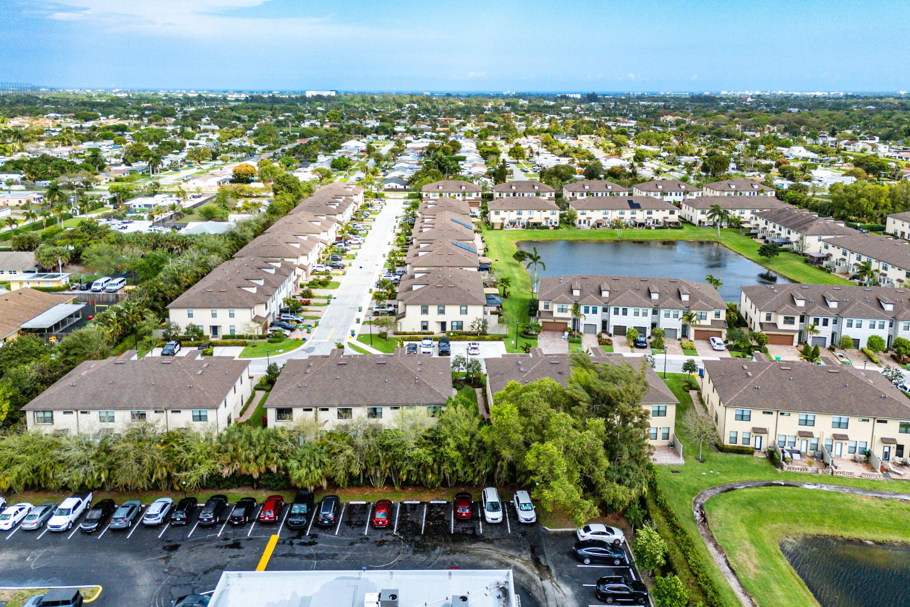PRESTON SQUARE - Residential