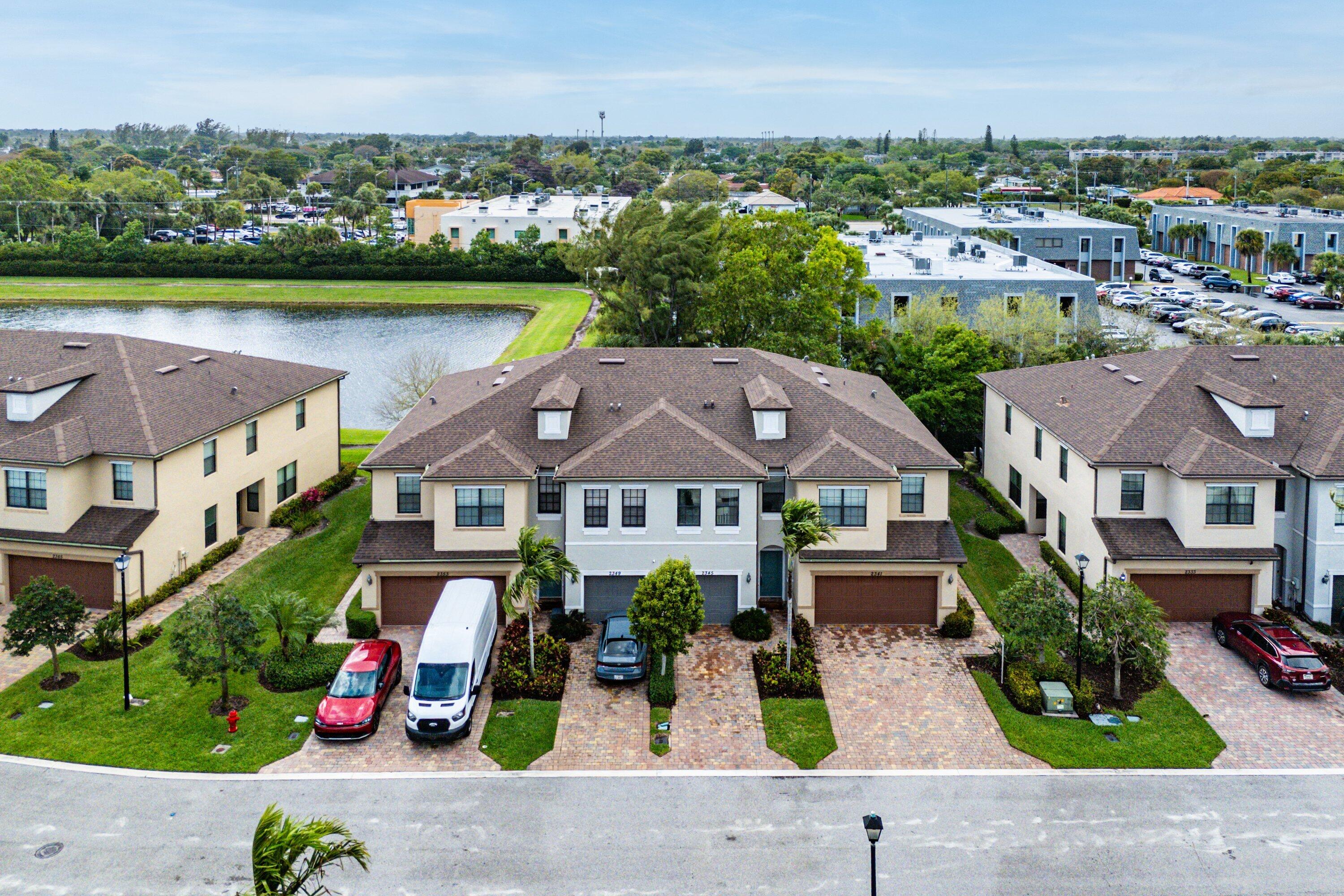 PRESTON SQUARE - Residential