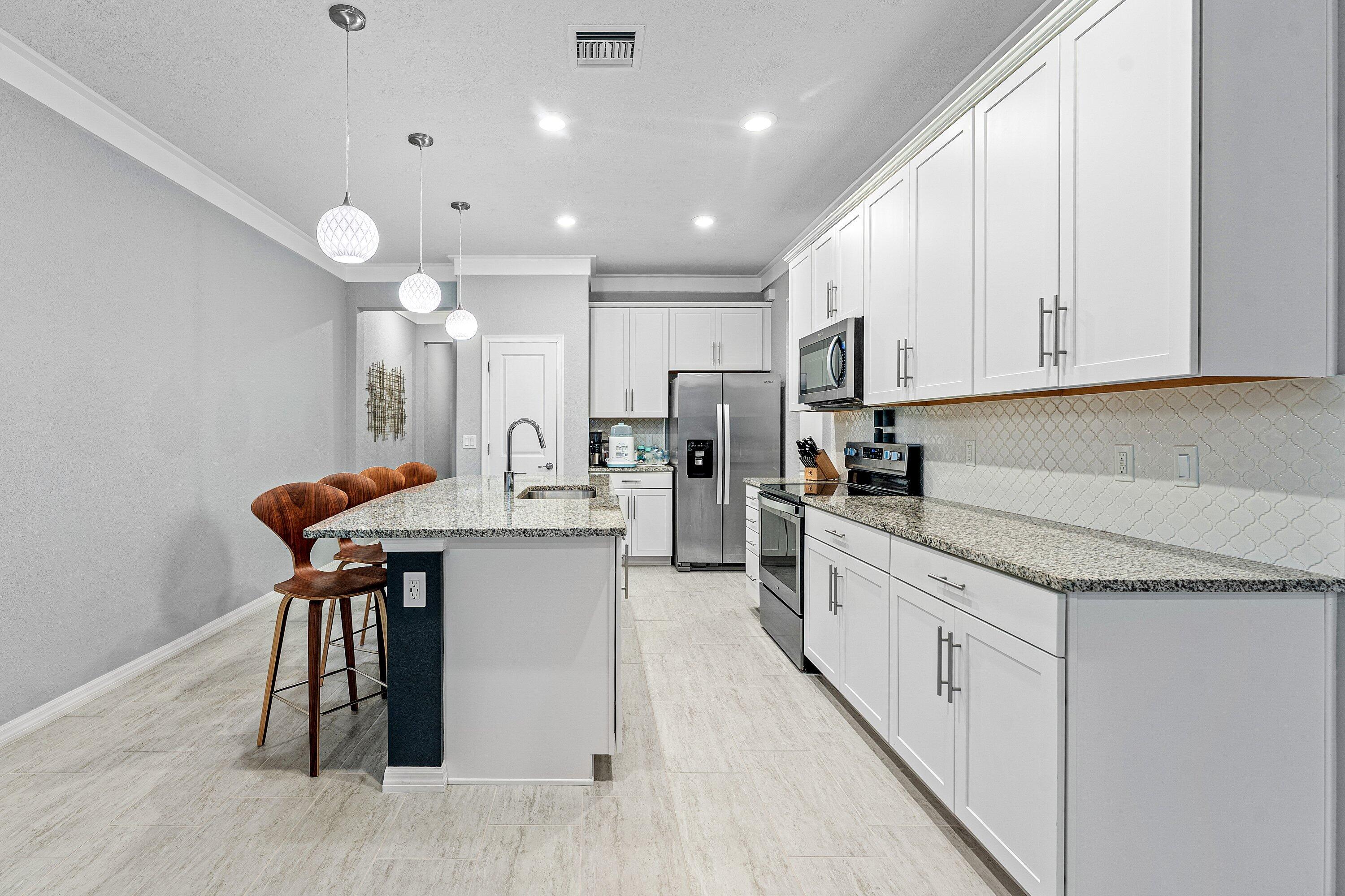 PRESTON SQUARE - Residential