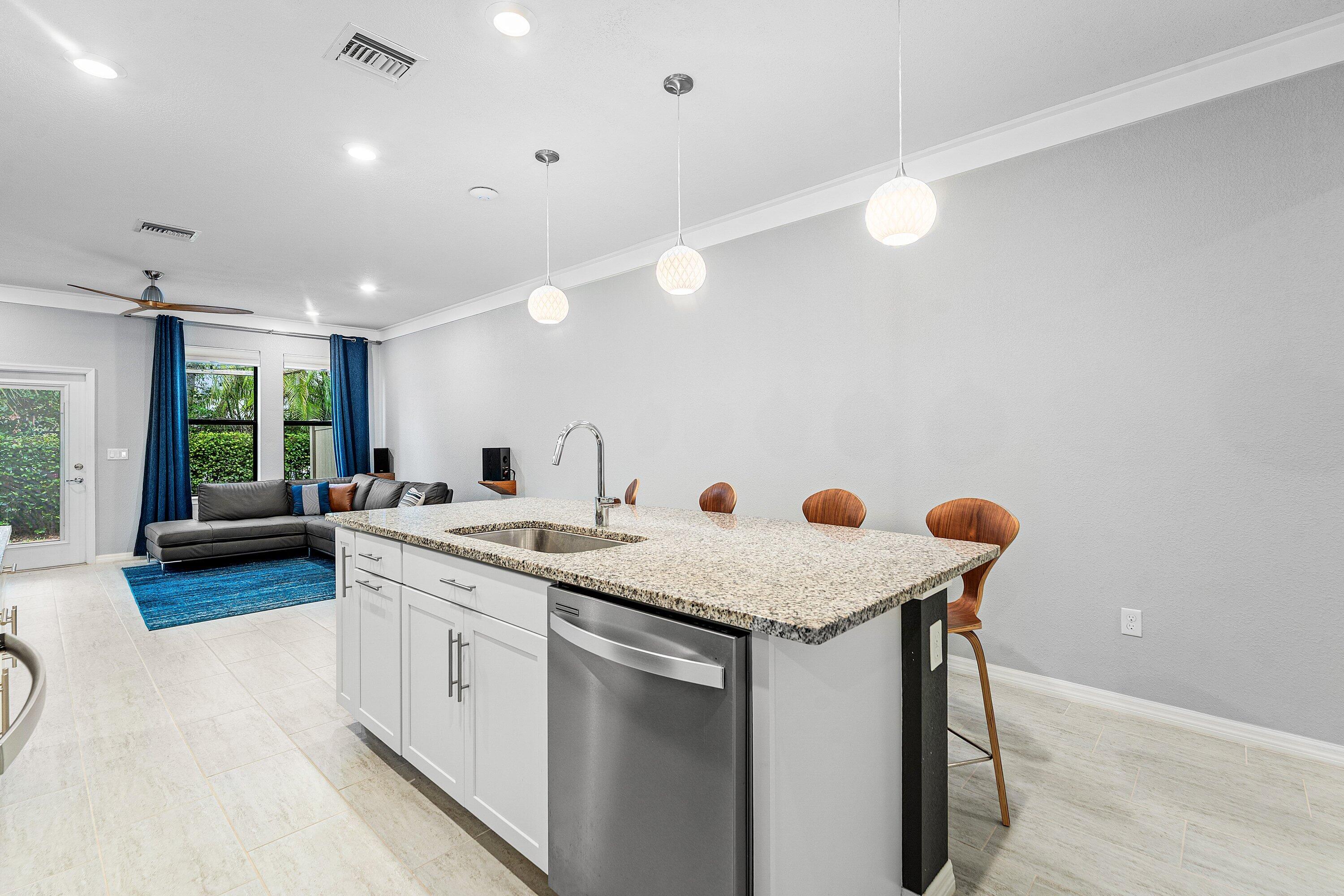 PRESTON SQUARE - Residential