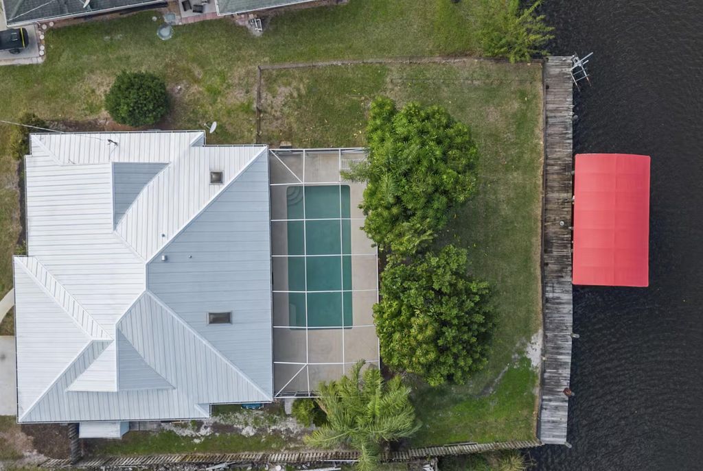 Photo of 615 SE Harbor View Drive, Port Saint Lucie, FL 34983 (MLS # R11142251)