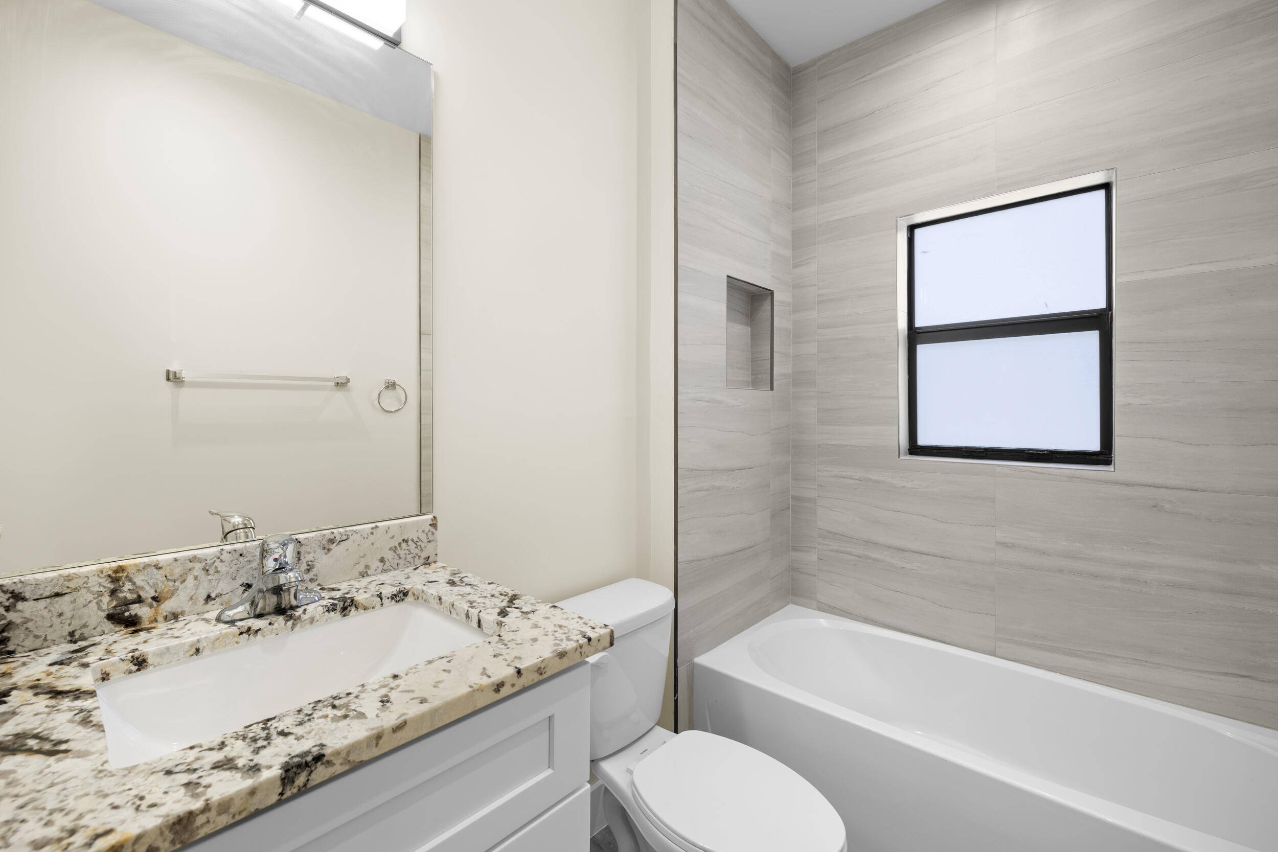 SOUTHRIDGE - Residential