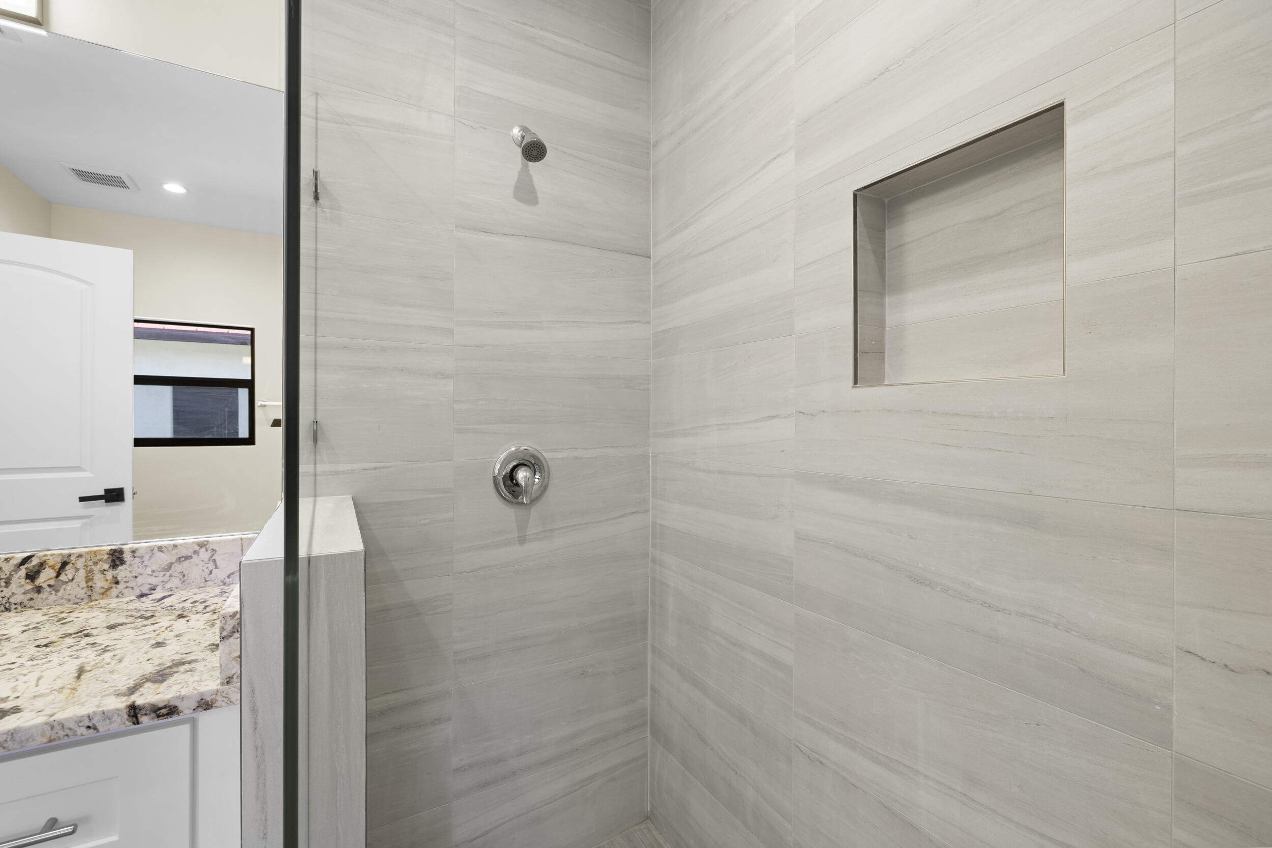 SOUTHRIDGE - Residential