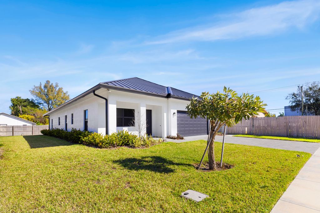 Photo of 2311 Zeder Avenue, Delray Beach, FL 33444 (MLS # R11167833)