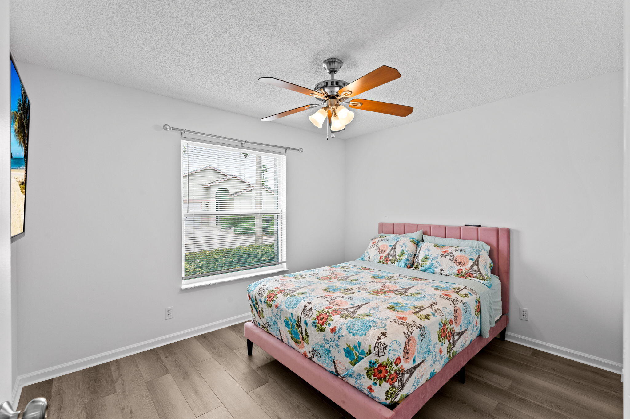 WATERWAY COVE OF WELLINGTON - Residential