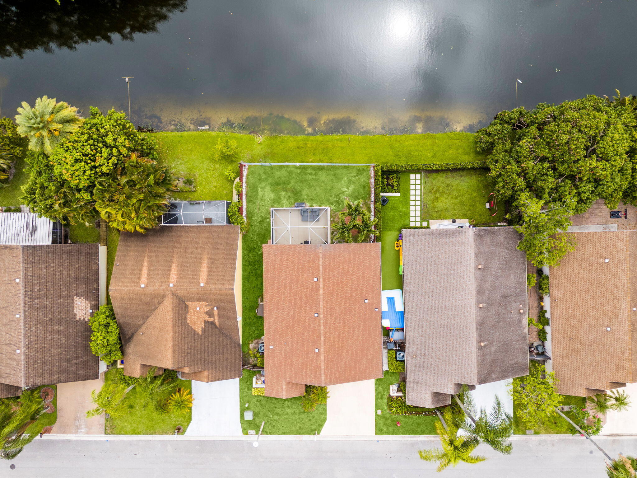 WATERWAY COVE OF WELLINGTON - Residential