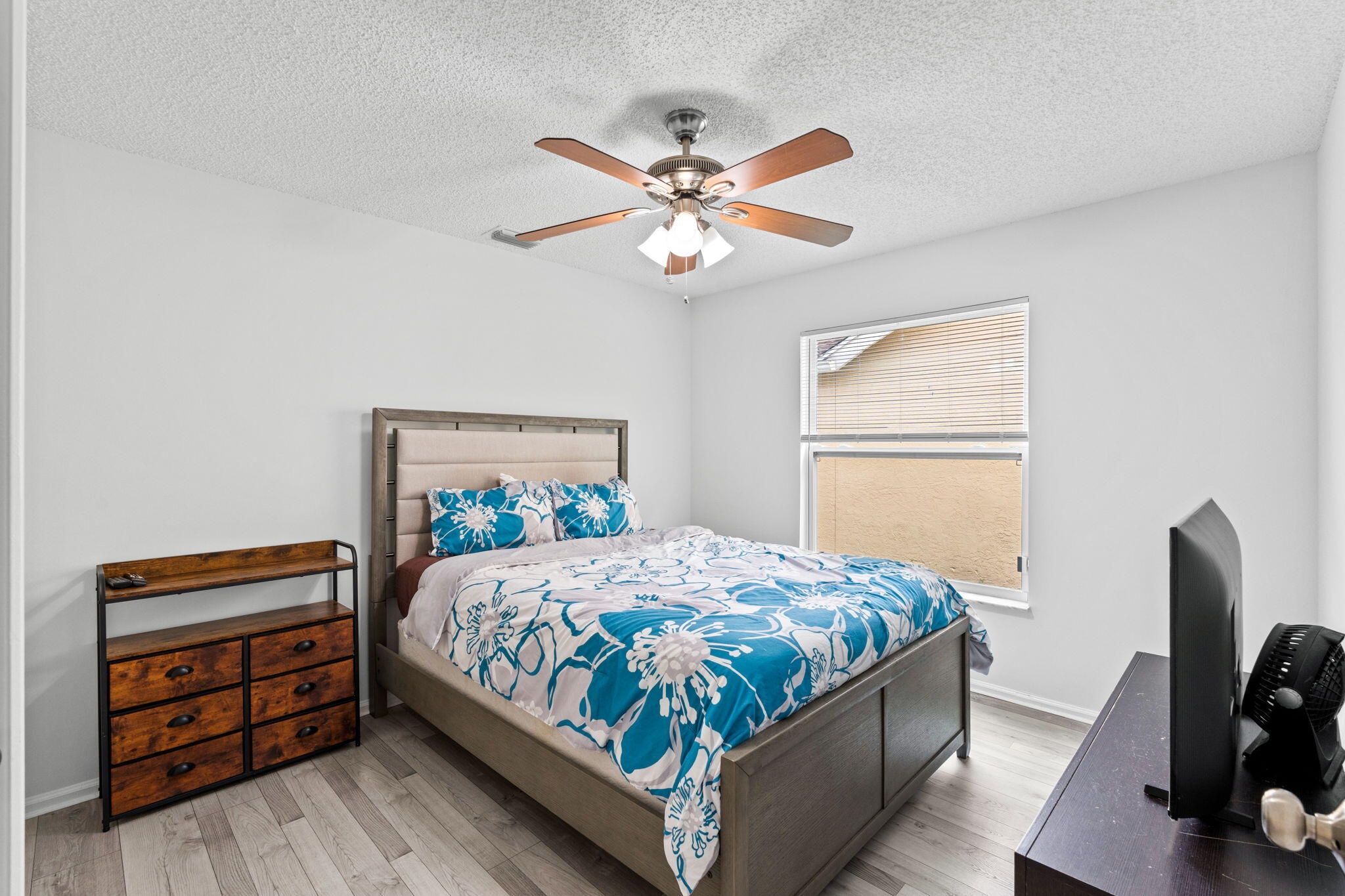 WATERWAY COVE OF WELLINGTON - Residential