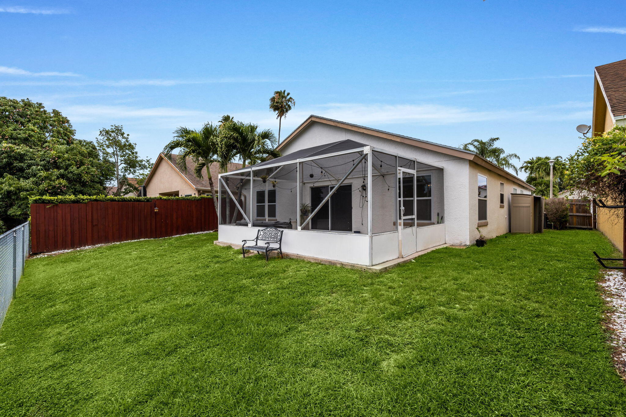 WATERWAY COVE OF WELLINGTON - Residential