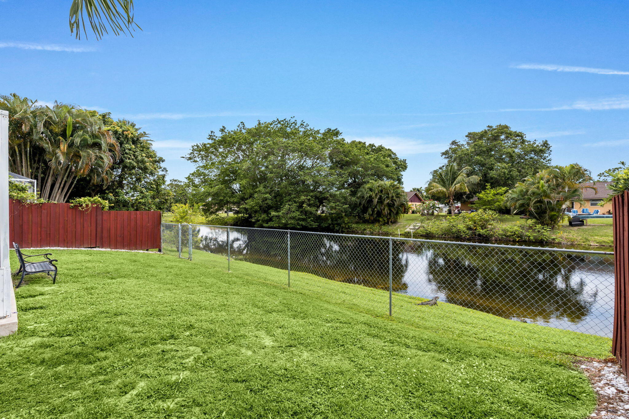 WATERWAY COVE OF WELLINGTON - Residential