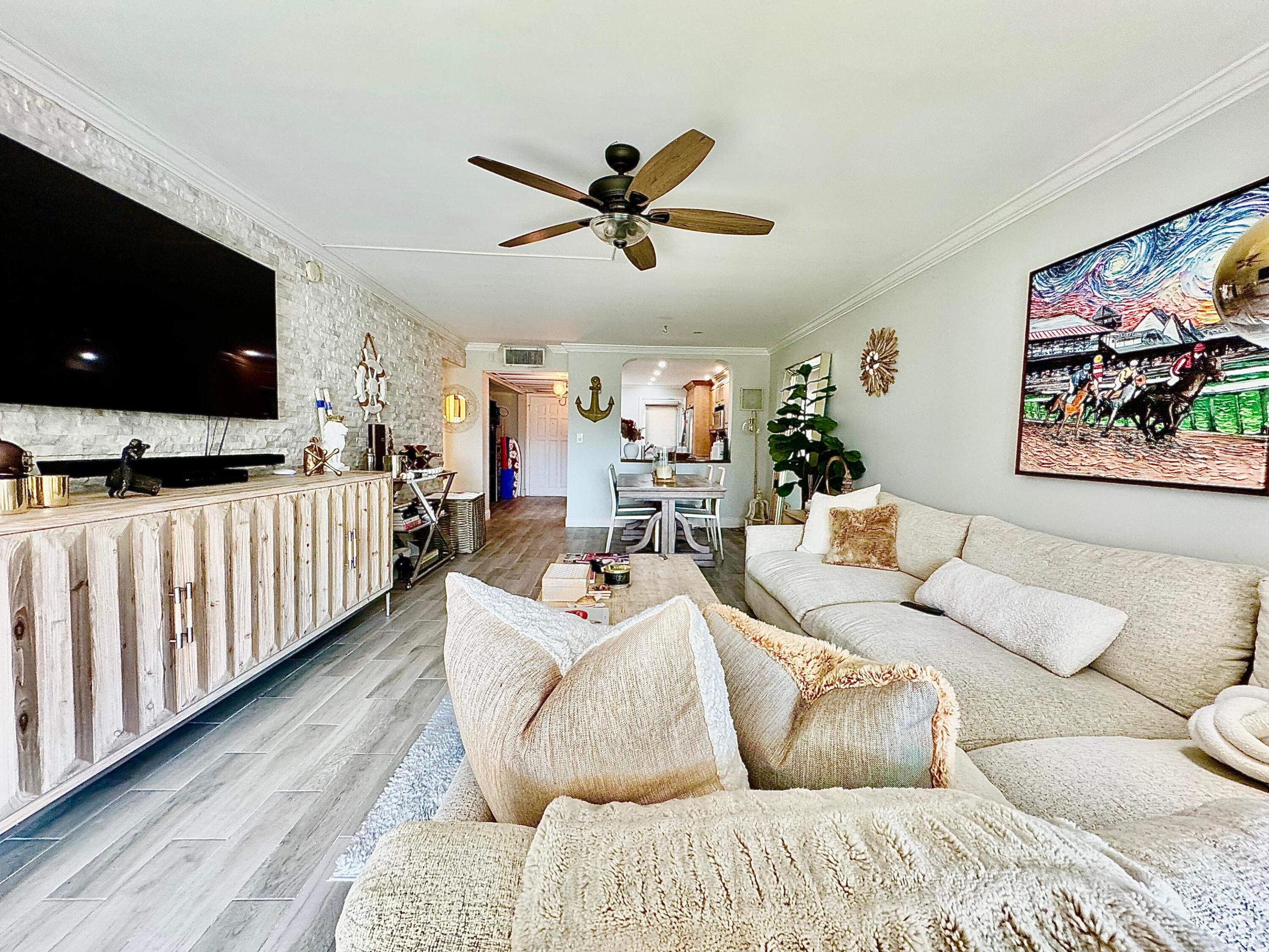 2871 N Ocean Boulevard R248